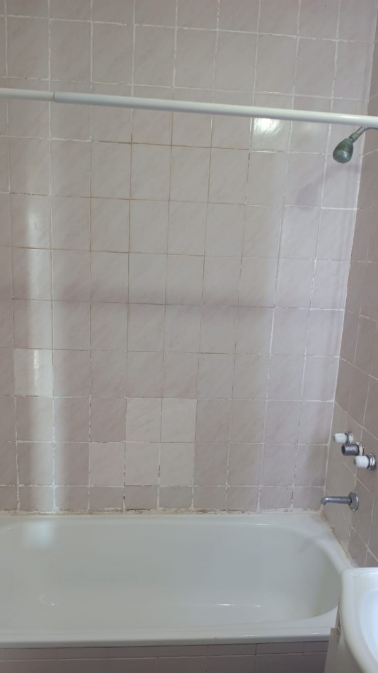 Oportunidad! Se Vende un Agradable Departamento Monoambiente Amplio con Balcon