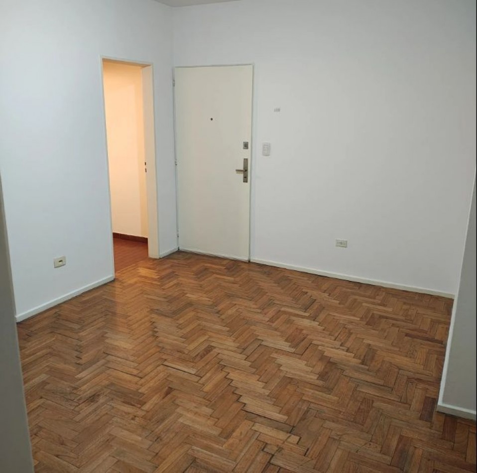 Oportunidad! se vende un departamento de 2 ambientes impecable - Recoleta