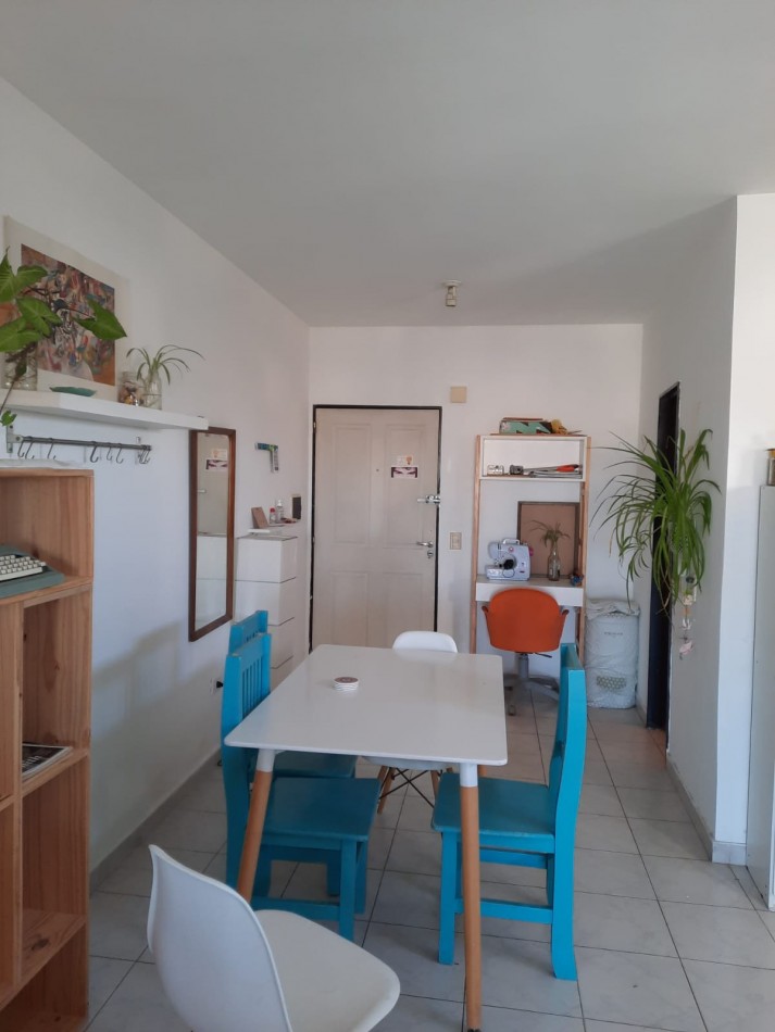 Se alquila un departamento monoambiente amplio con balcon - Palermo