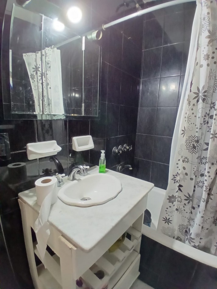 Se vende un hermoso departamento monoambiente con balcon - Recoleta