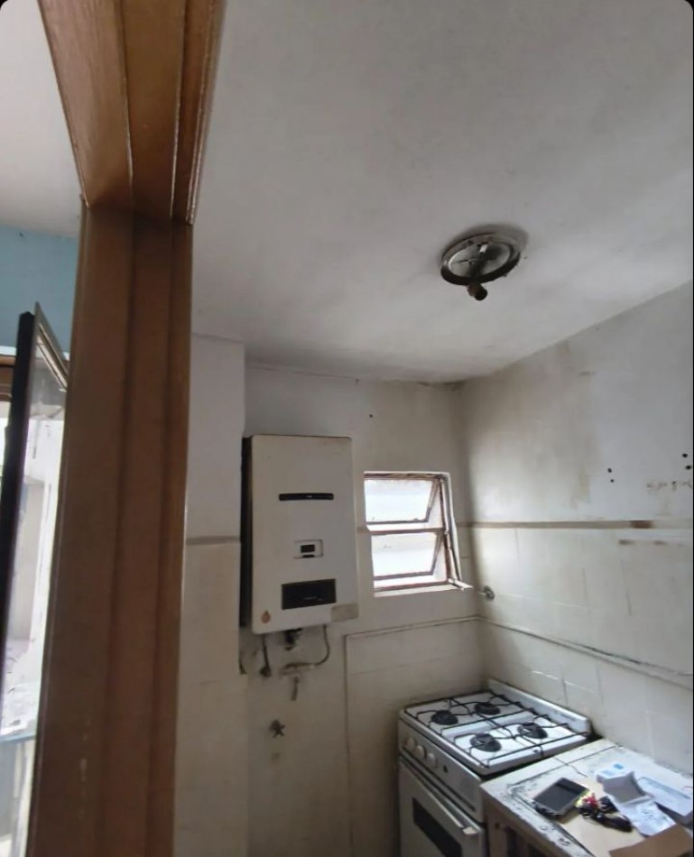 Oportunidad! se vende un departamento de 2 ambientes a refaccionar - San Nicolas