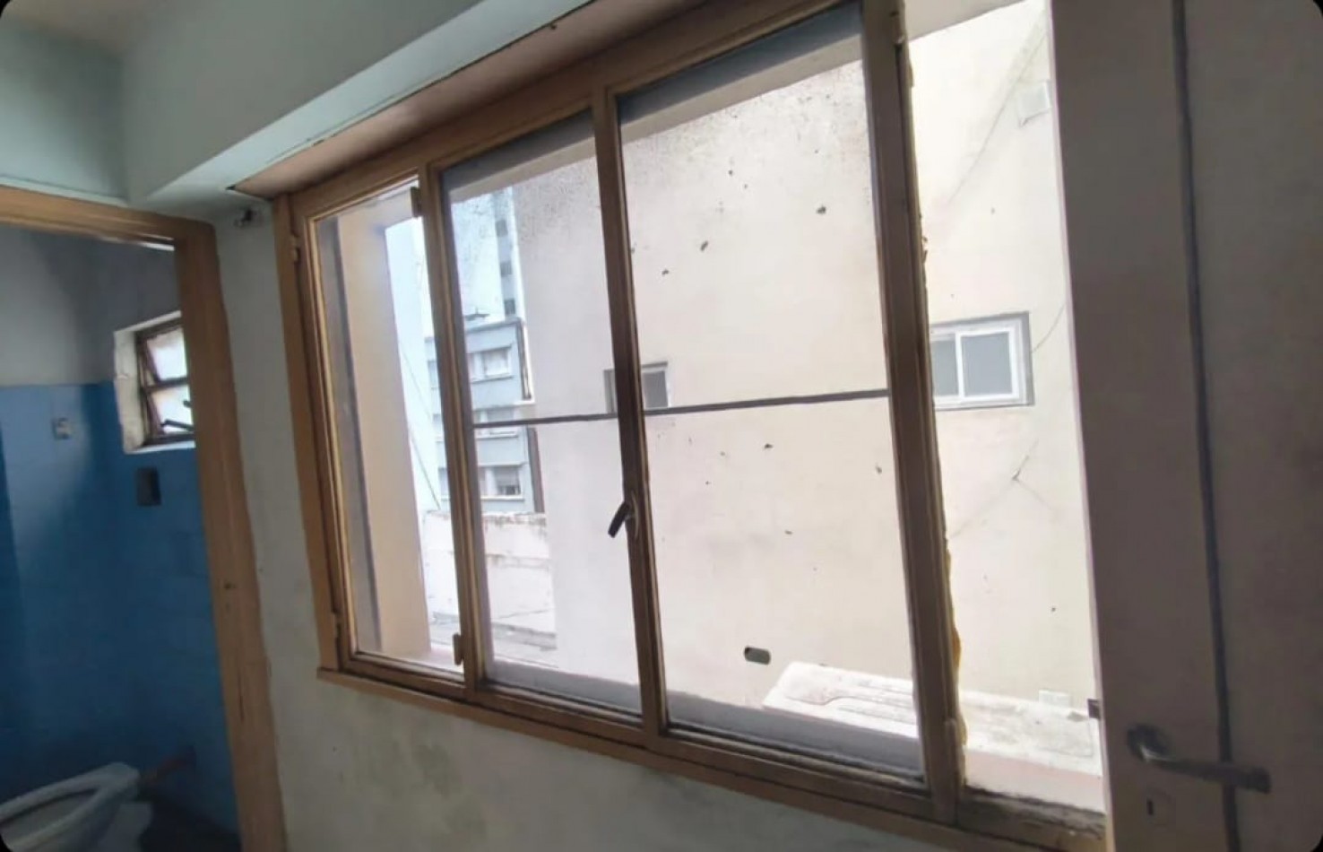 Oportunidad! se vende un departamento de 2 ambientes a refaccionar - San Nicolas