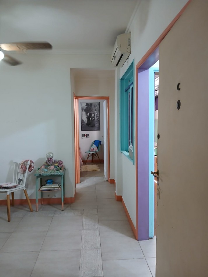 Se vende un agradable departamento de 2 ambientes con patio - Parque Patricios