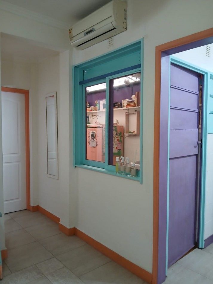 Se vende un agradable departamento de 2 ambientes con patio - Parque Patricios