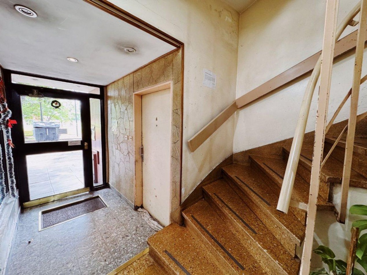 Se vende un agradable departamento de 2 ambientes con patio - Parque Patricios