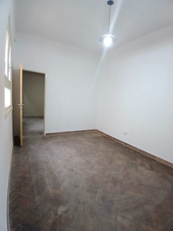 Se alquila un departamento de 2 ambientes, bajas expensas - Barracas