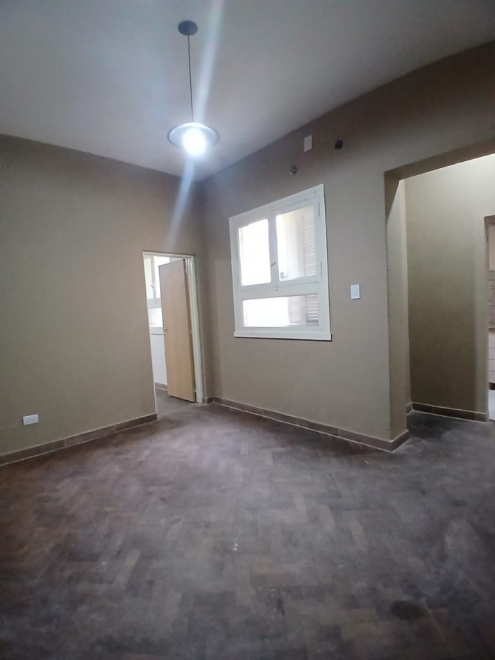 Se alquila un departamento de 2 ambientes, bajas expensas - Barracas