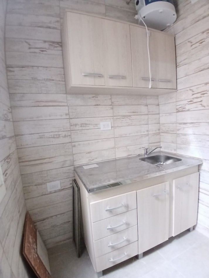 Se alquila un departamento de 2 ambientes, bajas expensas - Barracas