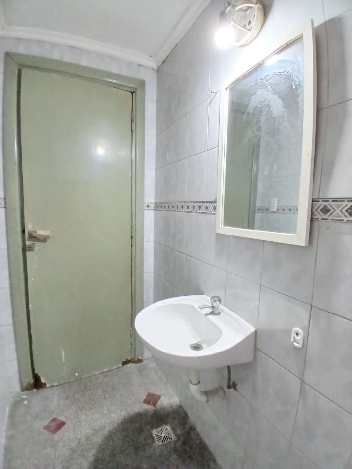 Se alquila un local comercial - Chacarita