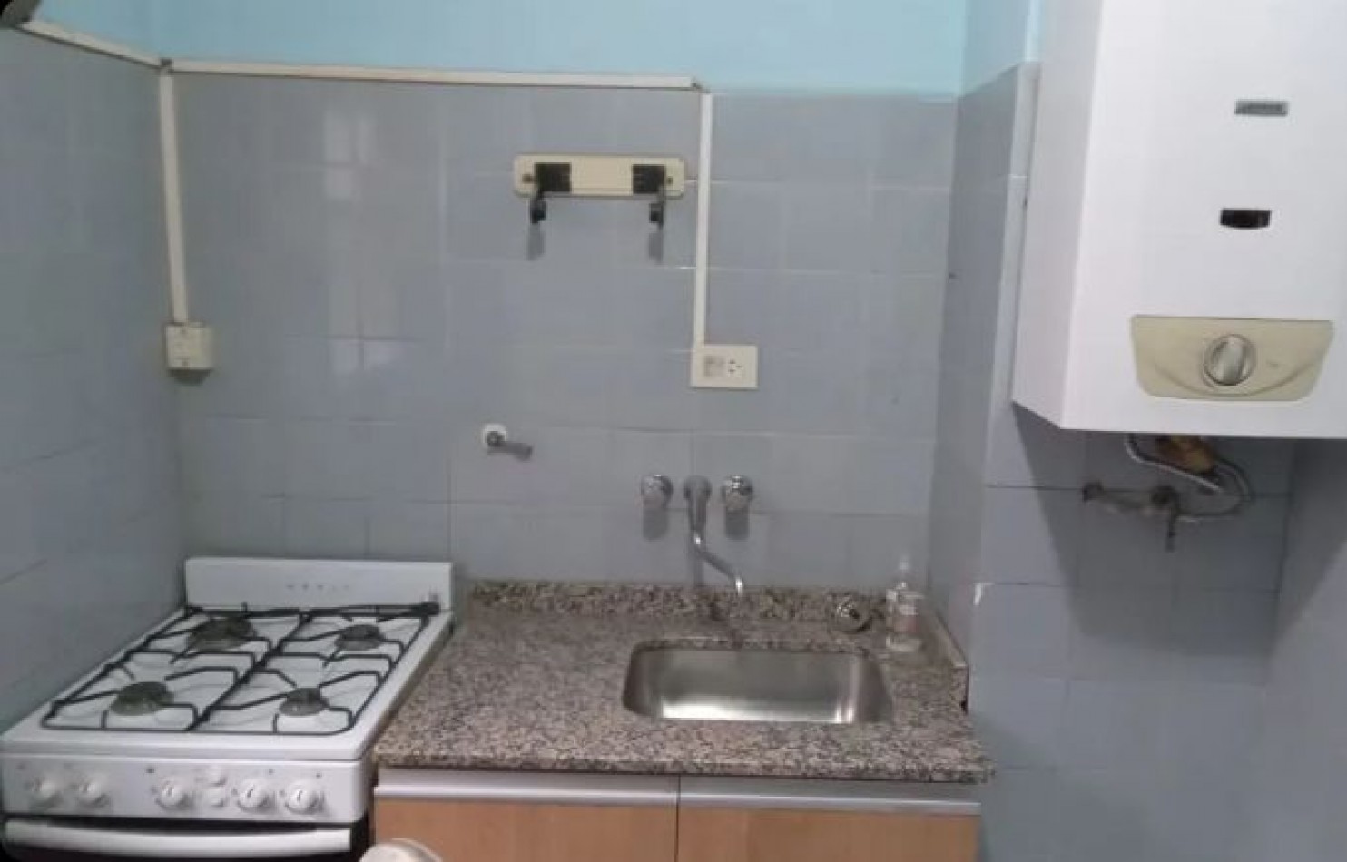 Se vende un departamento de 2 ambientes luminoso - San Cristobal