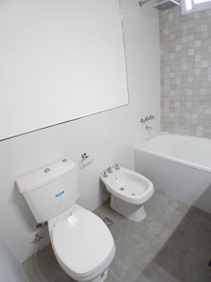 Se Alquila un Espectacular Departamento de 2 Ambientes a Nuevo - Almagro