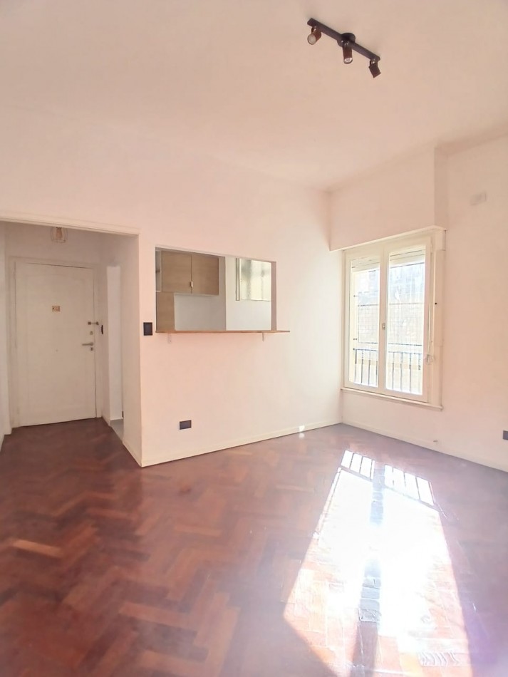 Se Alquila un Espectacular Departamento de 2 Ambientes a Nuevo - Almagro