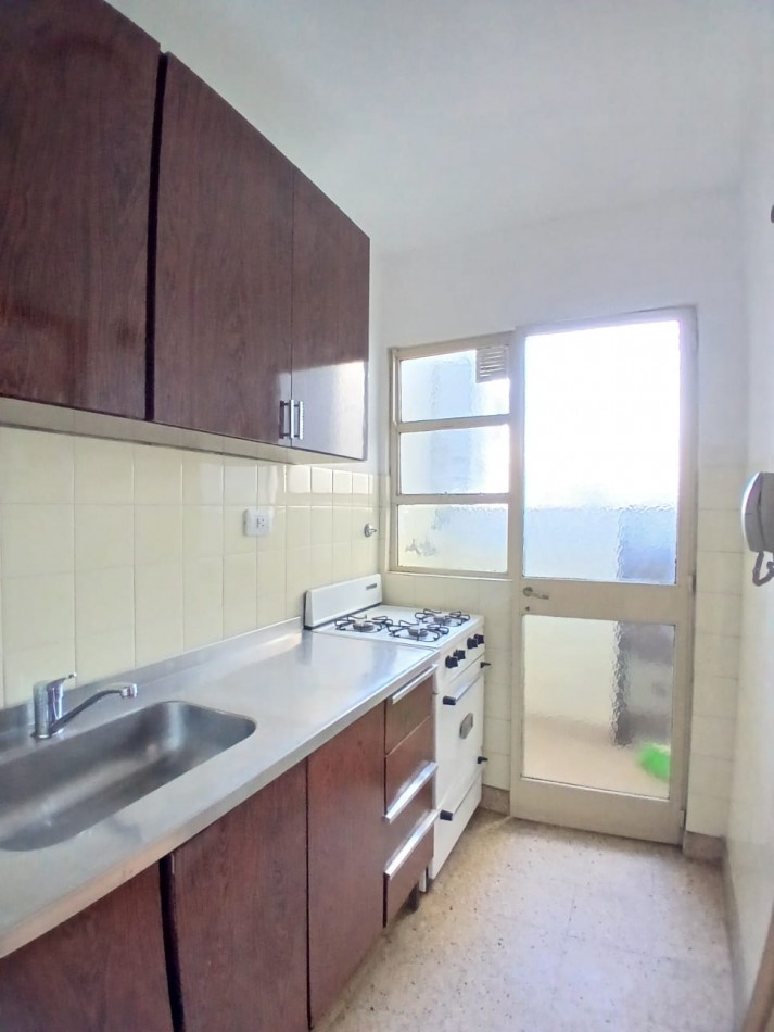 Se Vende un Espectacular Departamento de 2 Ambientes Luminoso - Almagro