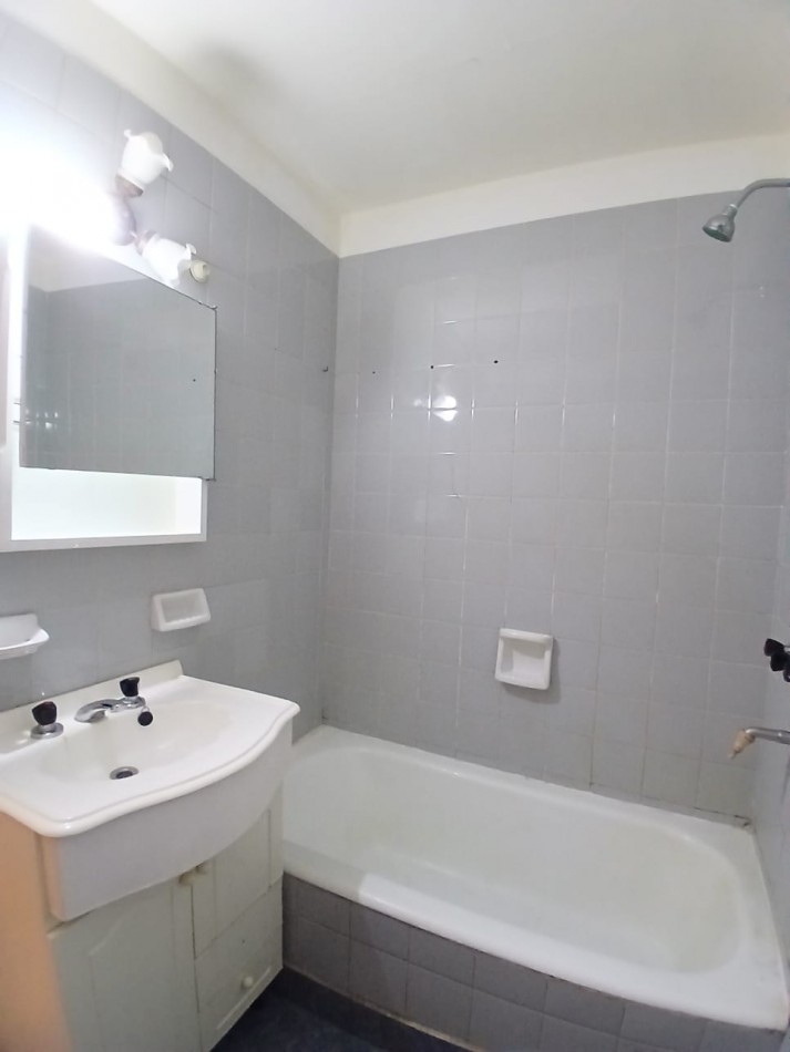 Se Vende un Espectacular Departamento de 2 Ambientes Luminoso - Almagro