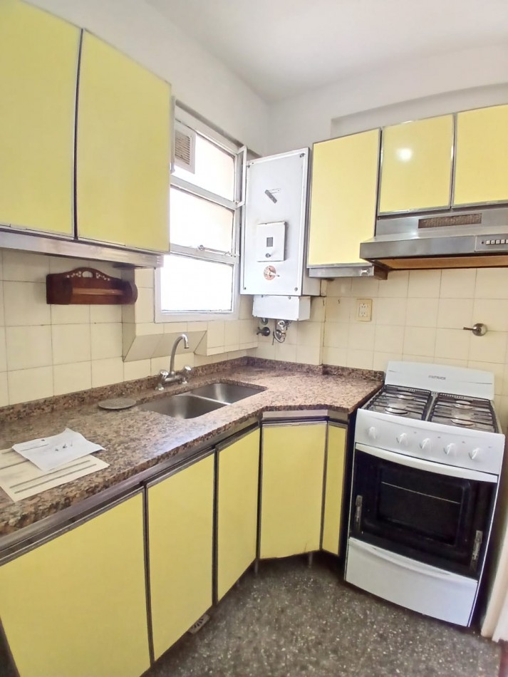 Oportunidad! Se vende un hermoso departamento de 3 ambientes al frente - Barracas