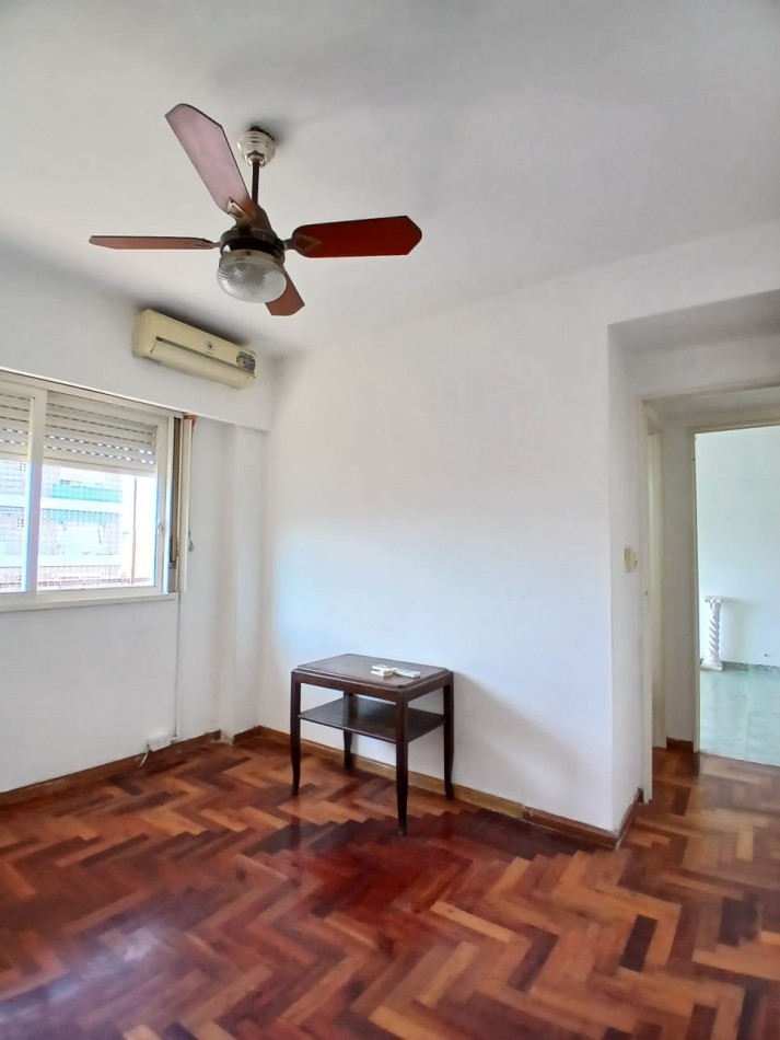 Oportunidad! Se vende un hermoso departamento de 3 ambientes al frente - Barracas