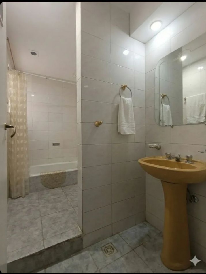 Oportunidad! se vende un agradable departamento de 2 ambientes amplio - Balvanera