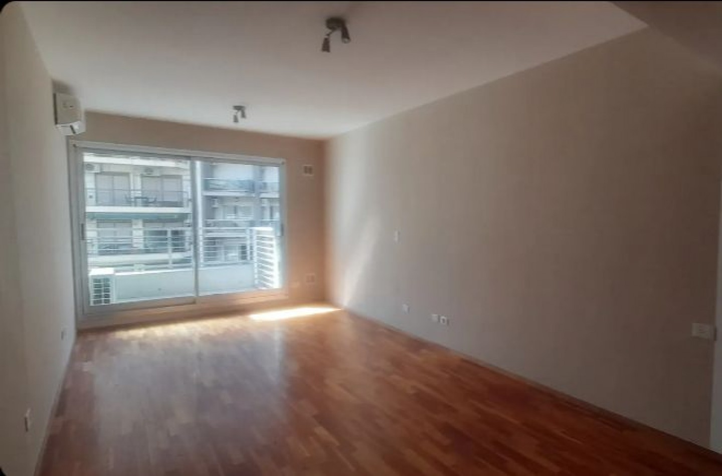 Se vende un departamento monoambiente amplio, super luminoso - Belgrano