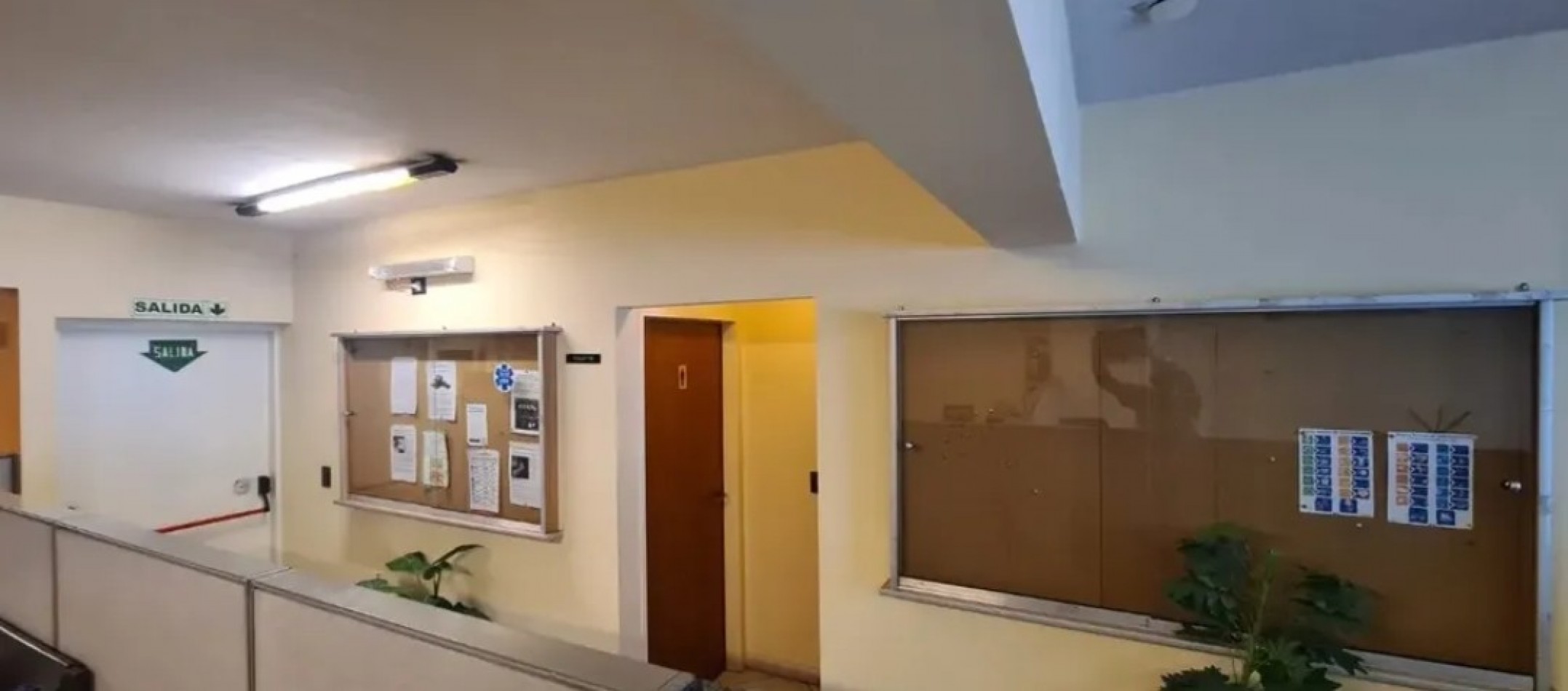Se alquila un edificio para uso de oficina y deposito - Parque Patricios