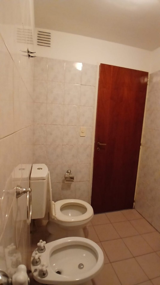 Se vende un departamento de 2 ambientes divisible al frente - Barrio Norte