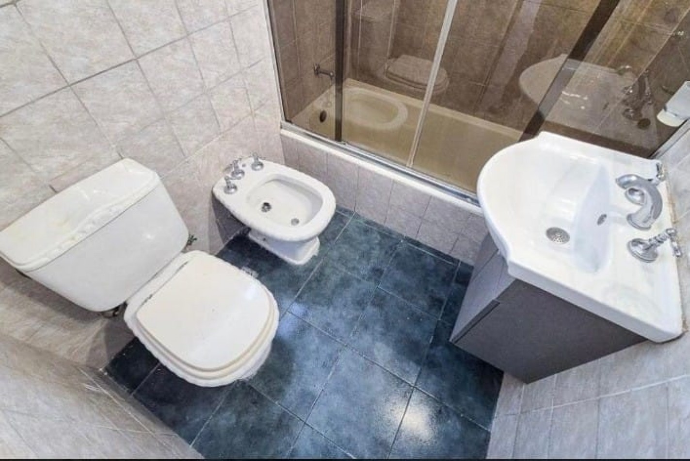 Oportunidad! se vende un hermoso departamento de 3 ambientes con balcon - Caballito