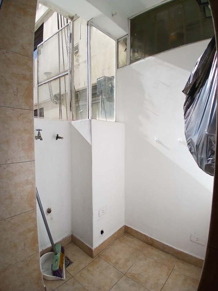 Se vende un agradable departamento de 2 ambientes - Balvanera
