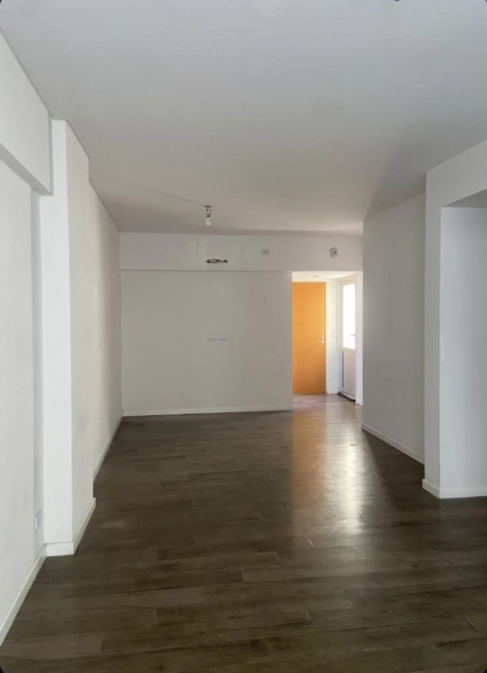 Oportunidad! se vende departamento de 3 ambientes con balcon - San Cristobal
