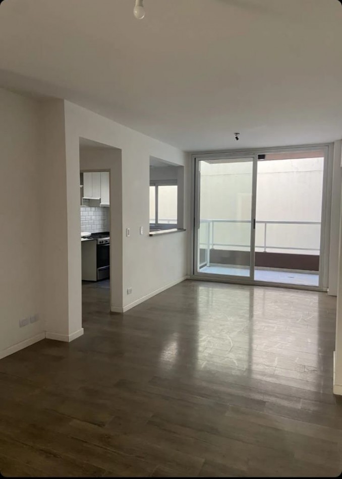 Oportunidad! se vende departamento de 3 ambientes con balcon - San Cristobal