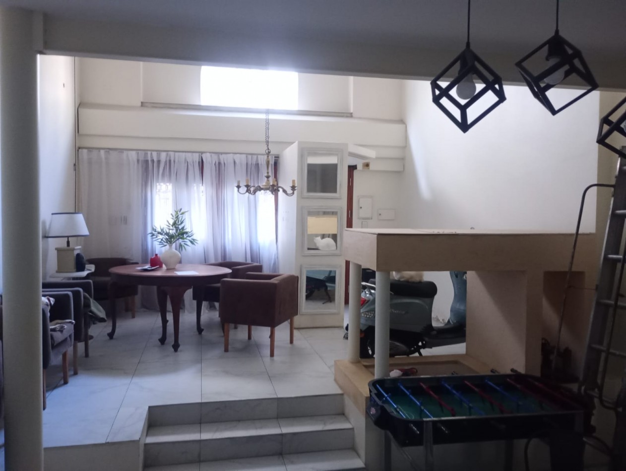 Se vende un espectacular departamento de 6 ambientes - Monserrat