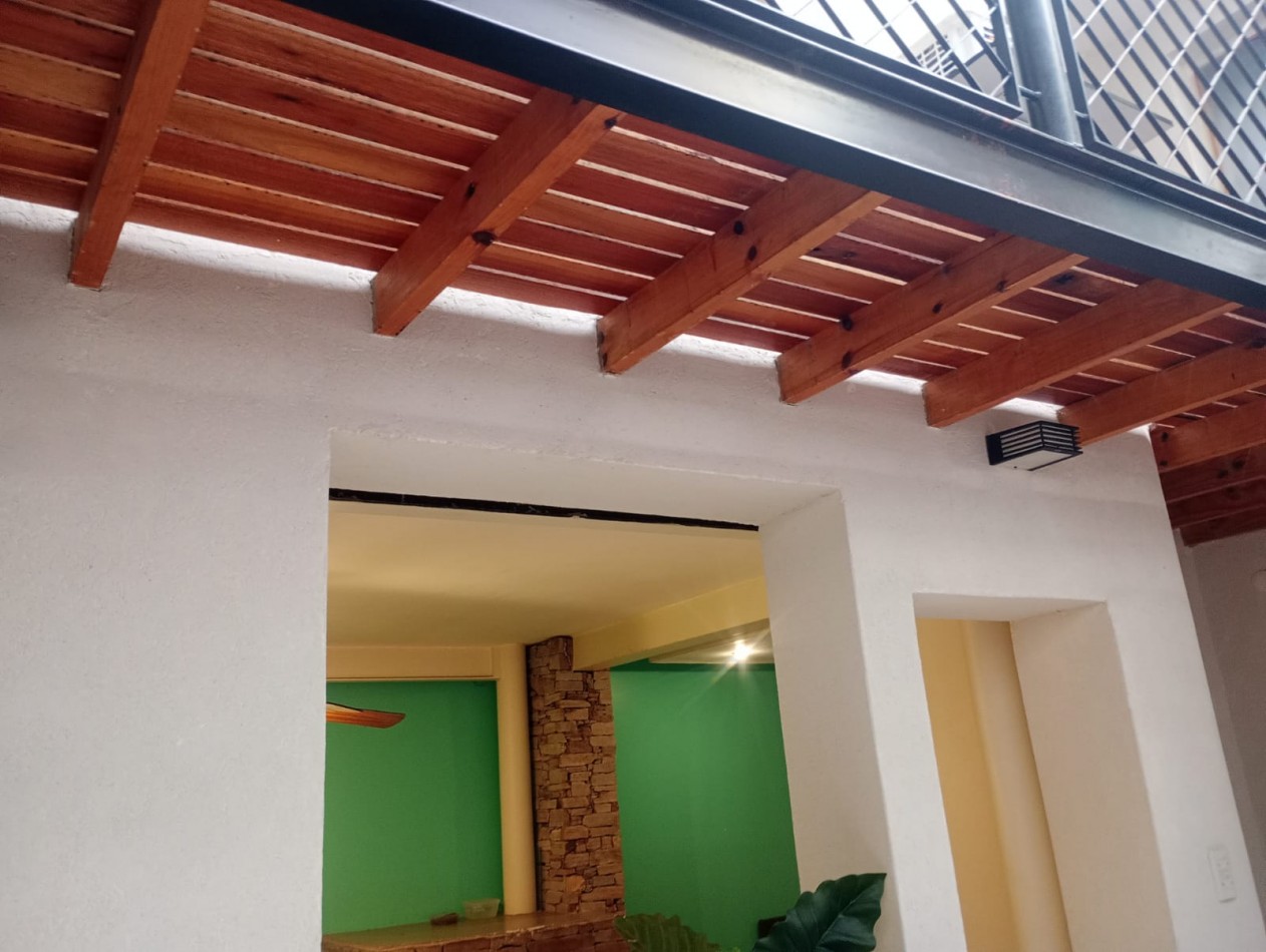 Se vende un espectacular departamento de 6 ambientes - Monserrat