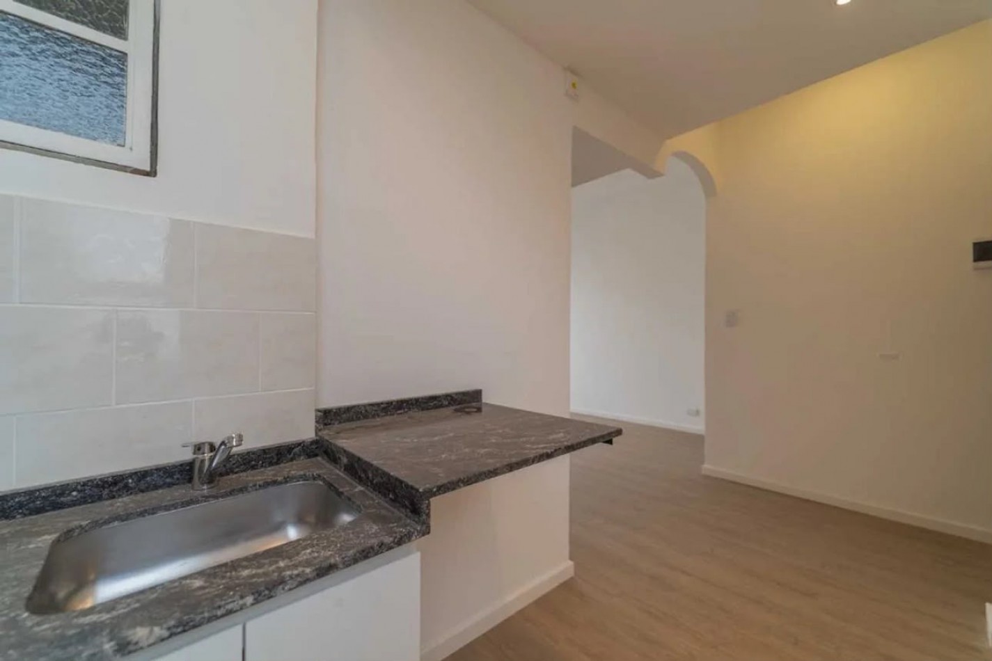 Se vende un hermoso departamento de 2 ambientes con balcon - San Telmo
