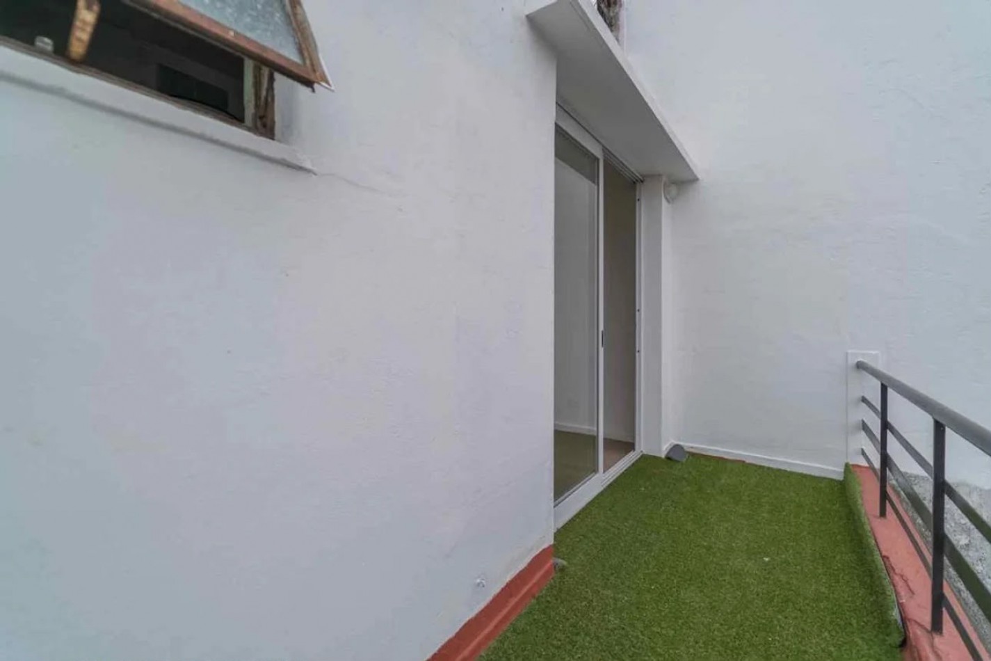 Se vende un hermoso departamento de 2 ambientes con balcon - San Telmo