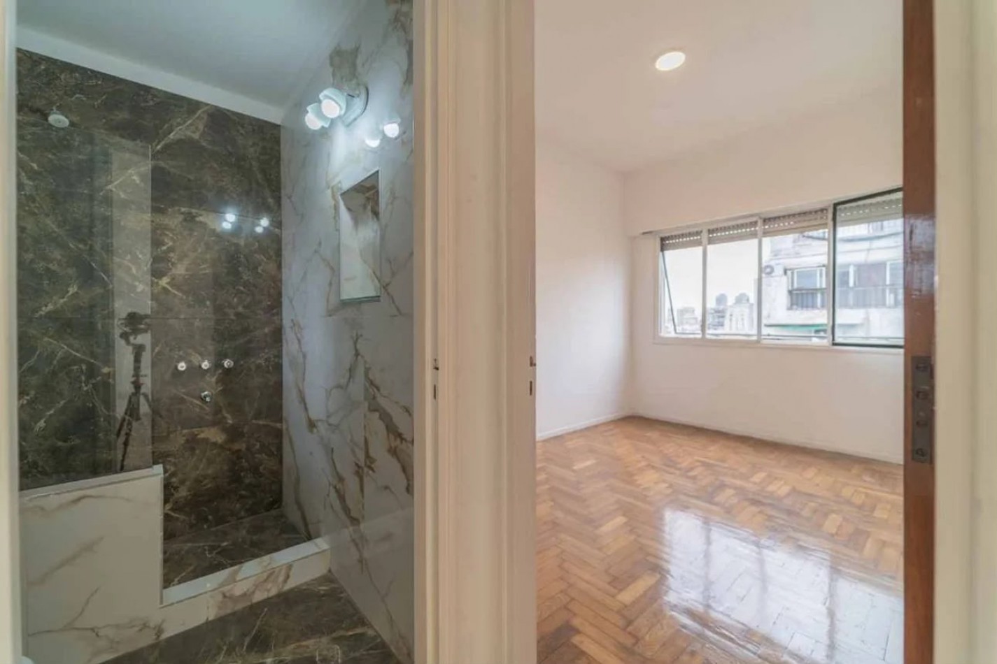 Se vende un hermoso departamento de 2 ambientes con balcon - San Telmo