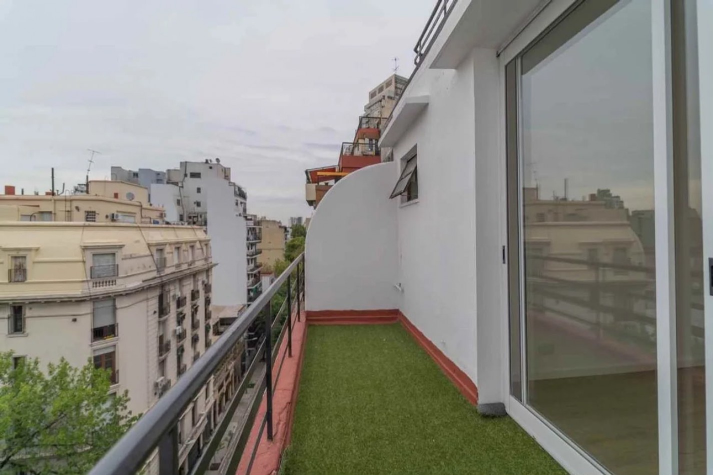 Se vende un hermoso departamento de 2 ambientes con balcon - San Telmo