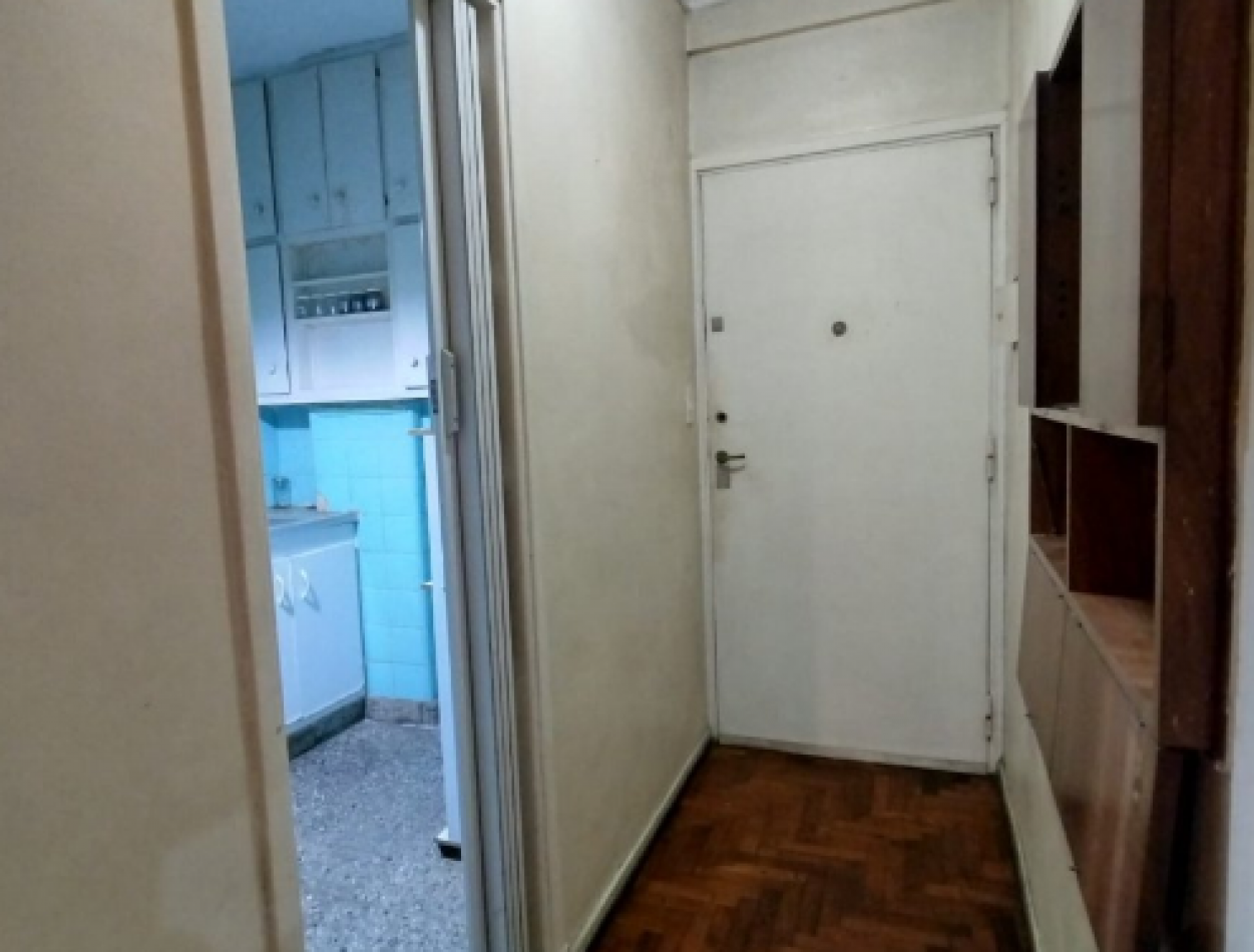 Se Alquila un Departamento de 2 Ambientes Semi Amoblado - Monserrat
