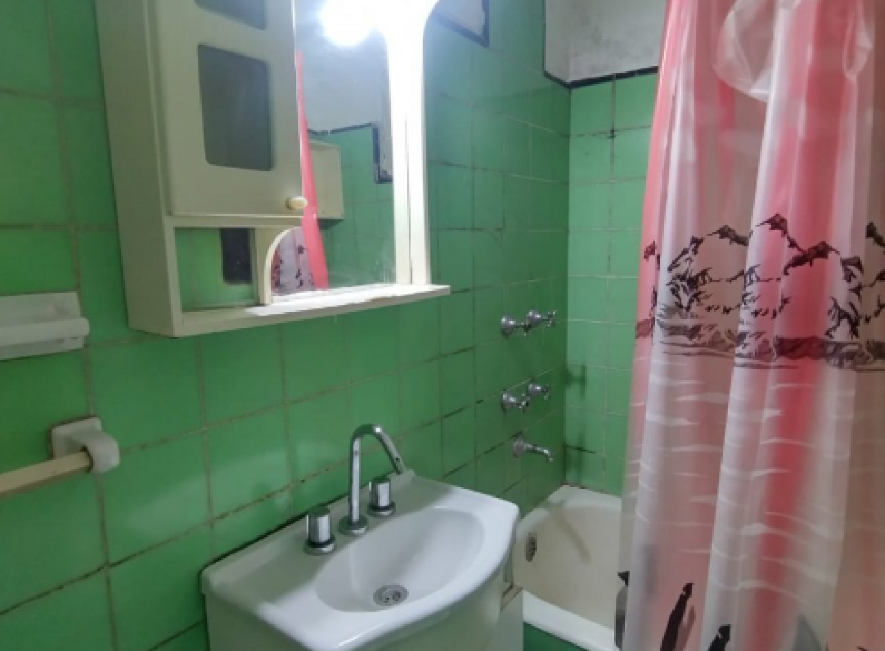 Se Alquila un Departamento de 2 Ambientes Semi Amoblado - Monserrat