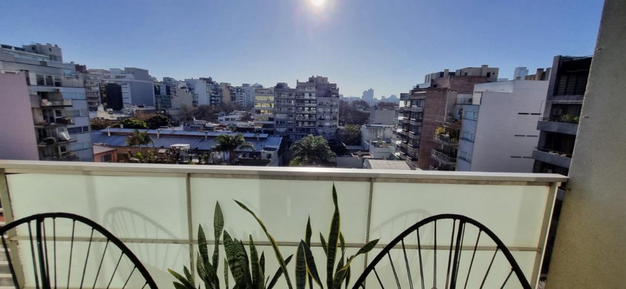 Se alquila un hermoso departamento monoambiente amplio con balcon - Palermo