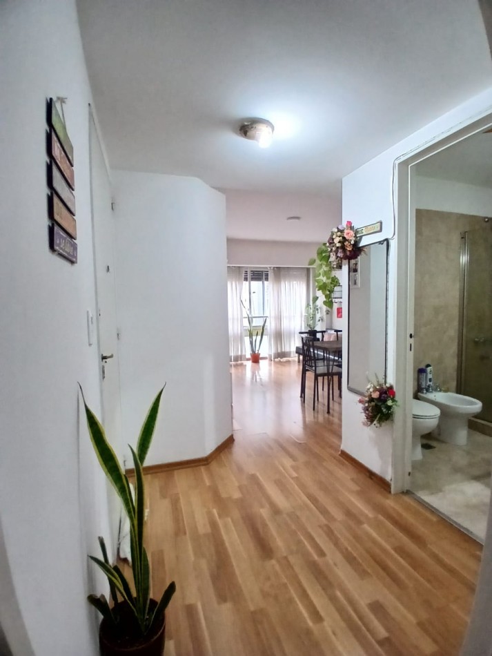 Se vende un agradable departamento de 2 ambientes - Retiro