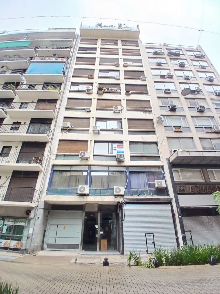 Se vende un agradable departamento de 2 ambientes - Retiro