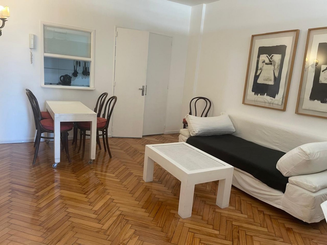 Se vende un hermoso departamento monoambiente amplio y divisible con balcon - Palermo