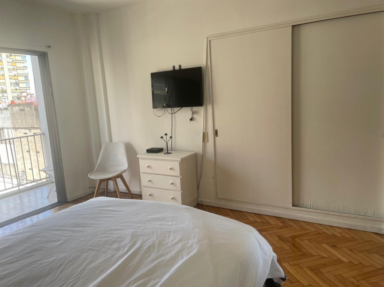 Se vende un hermoso departamento monoambiente amplio y divisible con balcon - Palermo