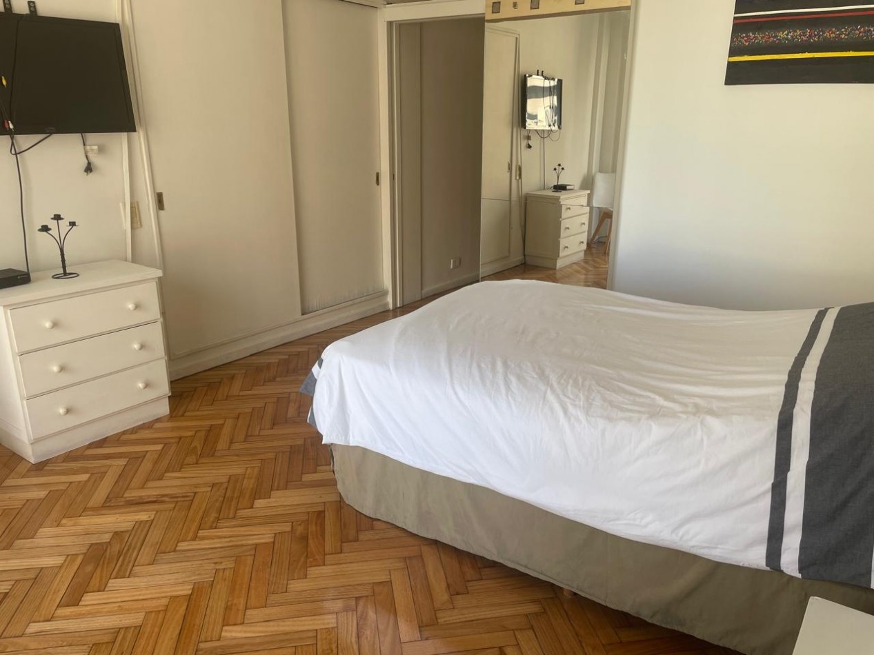 Se vende un hermoso departamento monoambiente amplio y divisible con balcon - Palermo