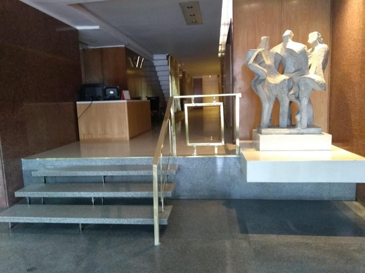 Se vende un hermoso departamento monoambiente amplio y divisible con balcon - Palermo