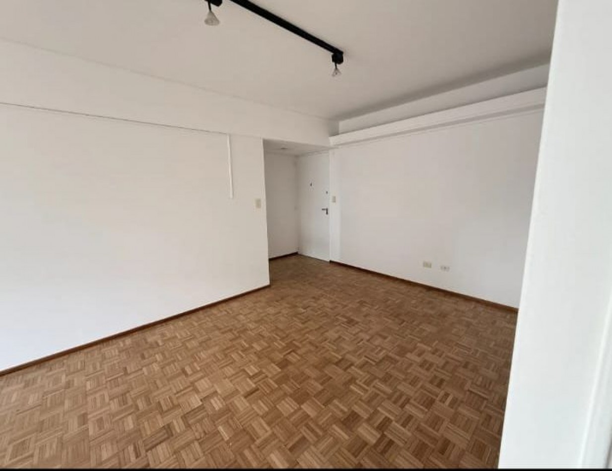 Se Vende un Hermoso Departamento de 2 Ambientes con Balcon - San Nicolas