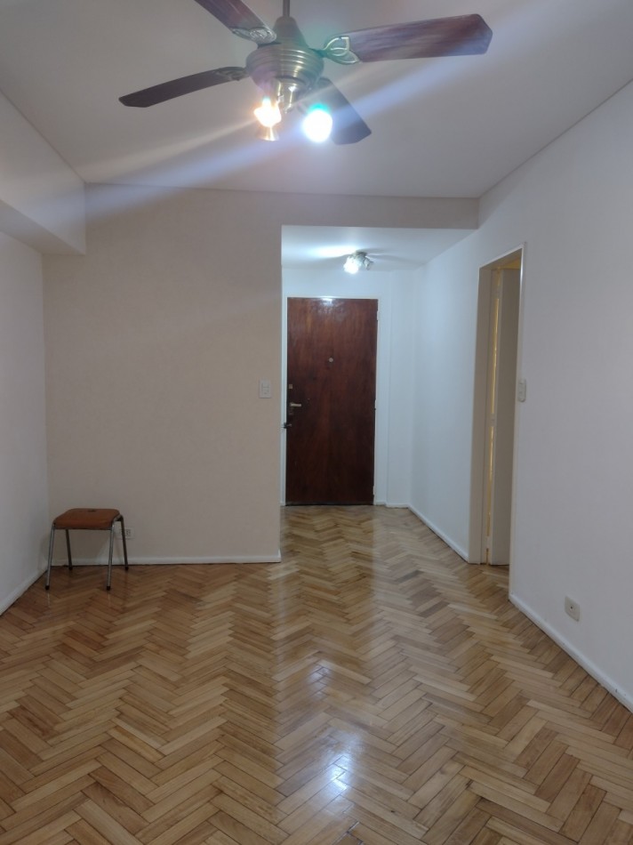Se vende un departamento de 2 ambientes mas baulera