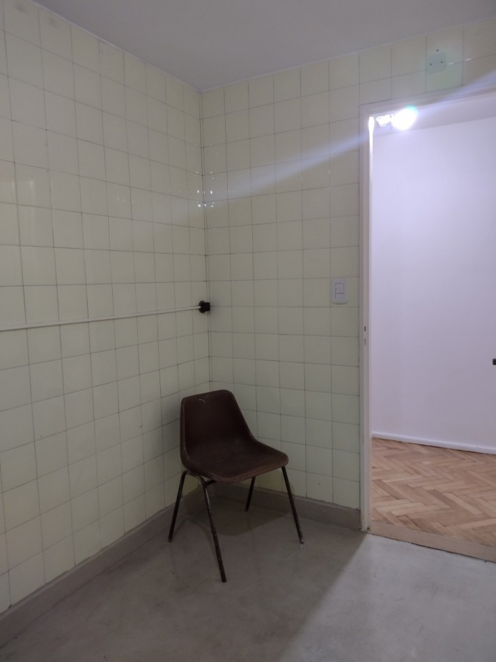 Se vende un departamento de 2 ambientes mas baulera