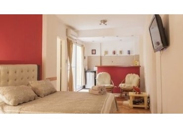 Se alquila temporal un departamento monoambiente amplio con patio - Recoleta