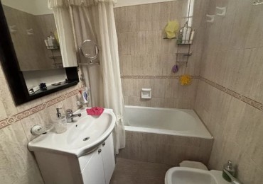 Se vende un hermoso departamento de 3 ambientes con balcon - Balvanera