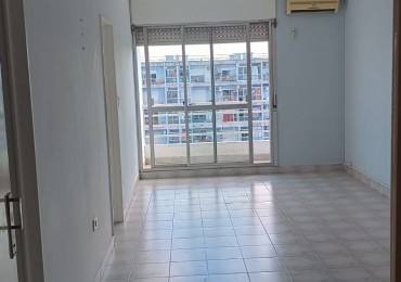 Oportunidad! Se Vende un Agradable Departamento Monoambiente Amplio con Balcon