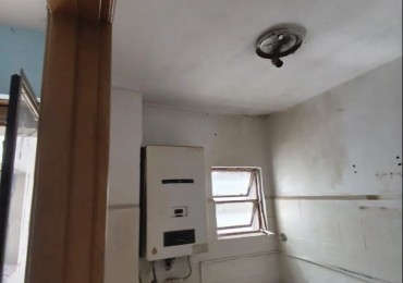 Oportunidad! se vende un departamento de 2 ambientes a refaccionar - San Nicolas